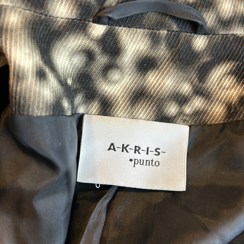AKRIS Punto Wool Bokeh Print Jacket - Picture 13 of 16